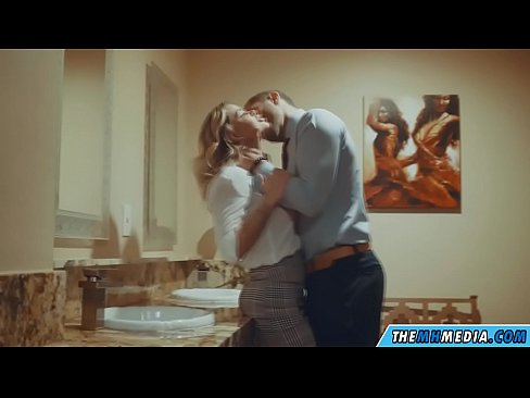 ❤️ כשבלונדינית חזה מפתה אותך בשירותים ציבוריים ️ פורנו fb ב-iw.dreamypassionjourney.ru ﹏